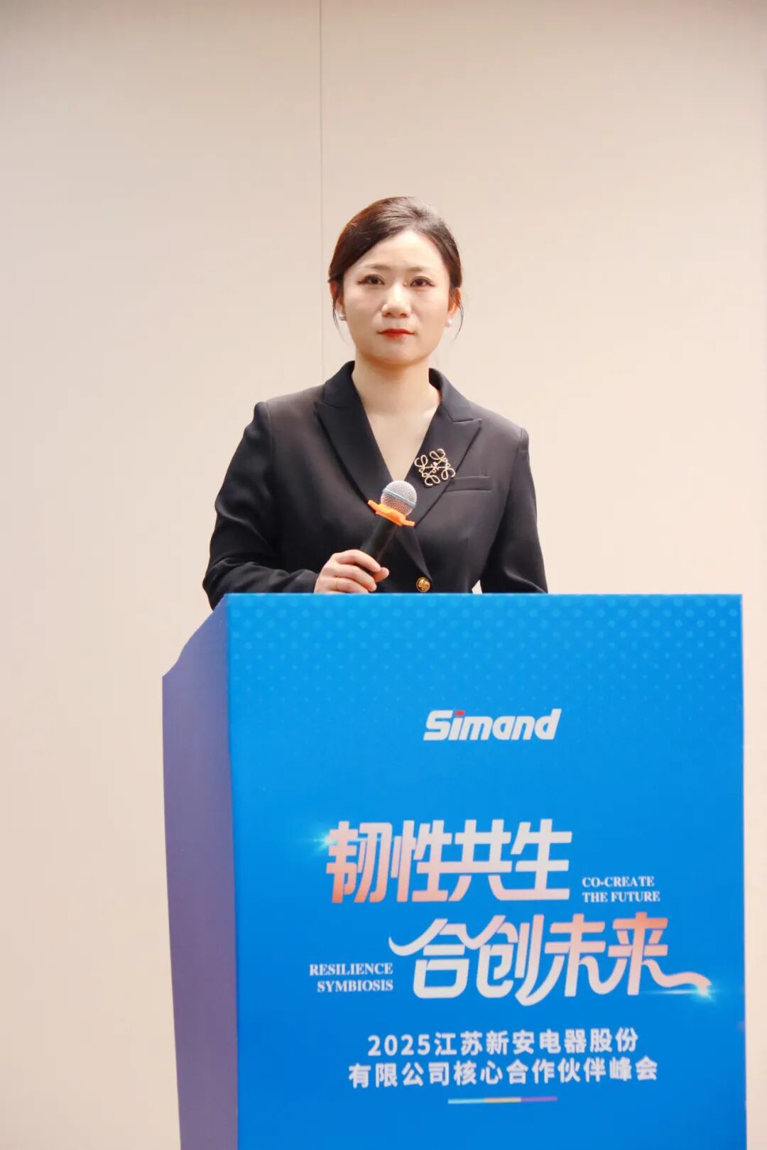 华体育会app